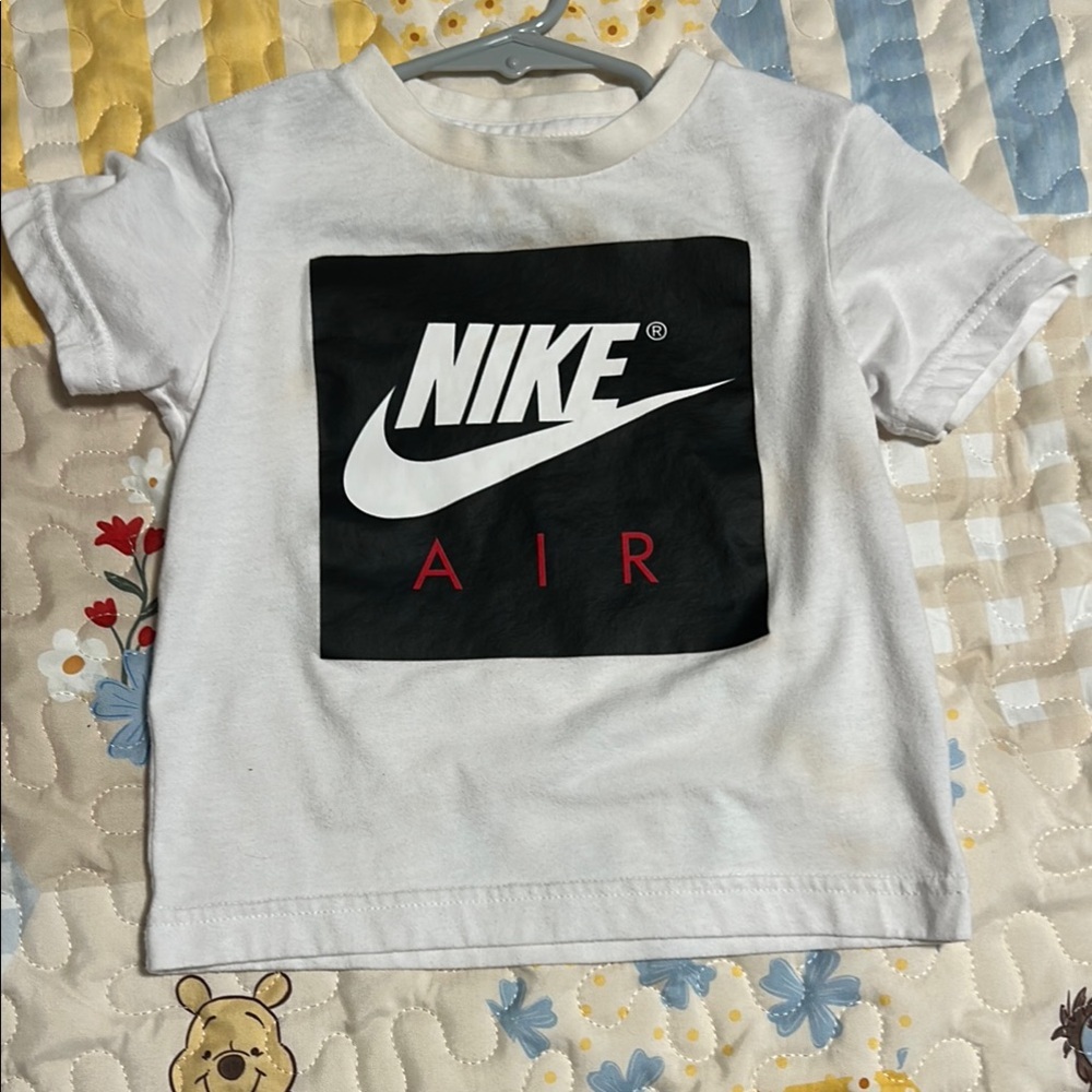 Nike Kids White T-Shirt